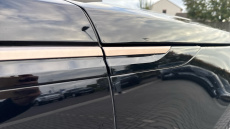 Land Rover Range Rover Velar 2.0 D200 MHEV Dynamic HSE 5dr Auto Diesel Estate